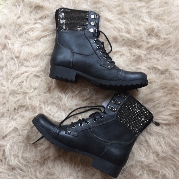 guess black leather boots